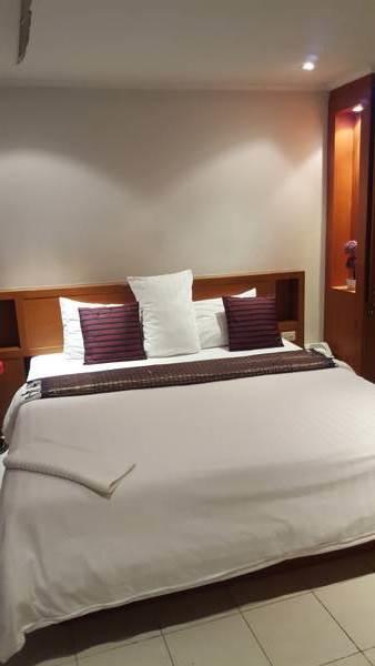 Galaxy Suites Pattaya Luaran gambar