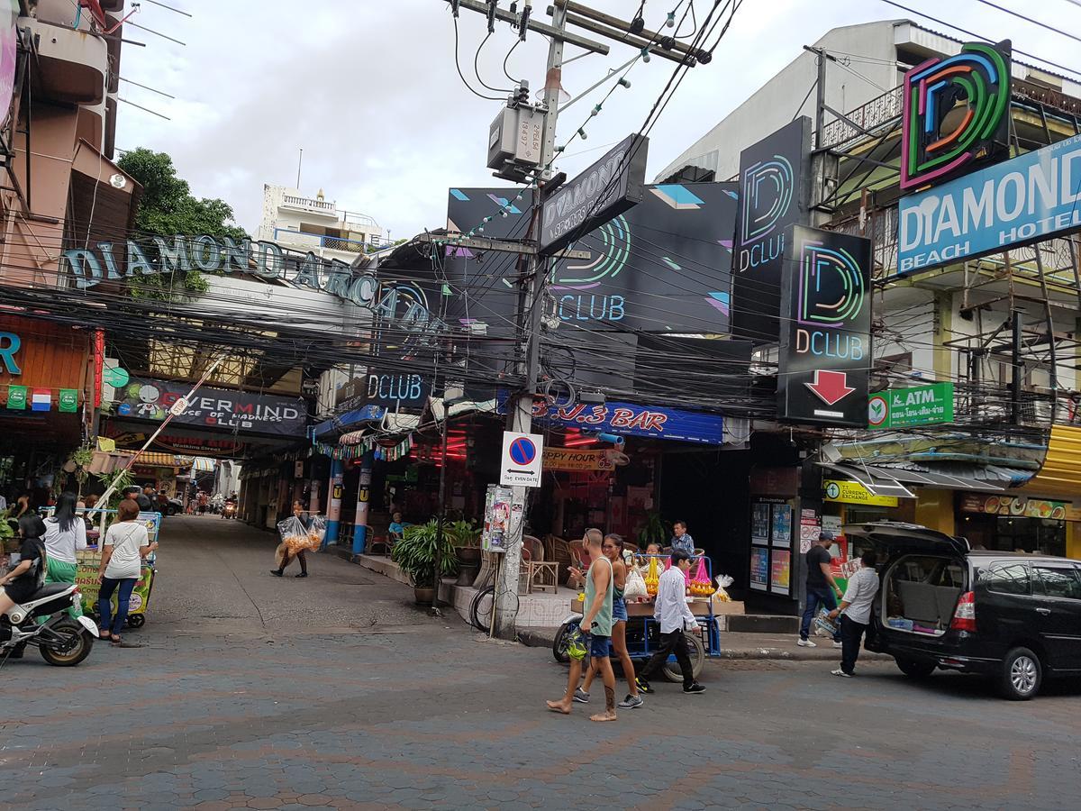 Galaxy Suites Pattaya Luaran gambar